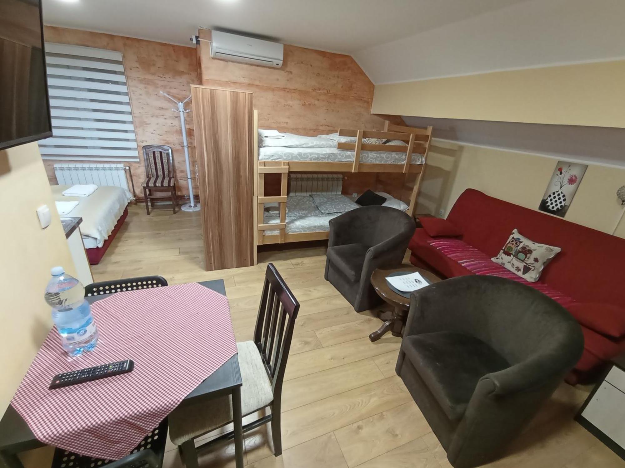 Apartments & Rooms -Mdl Lazic ベオグラード エクステリア 写真