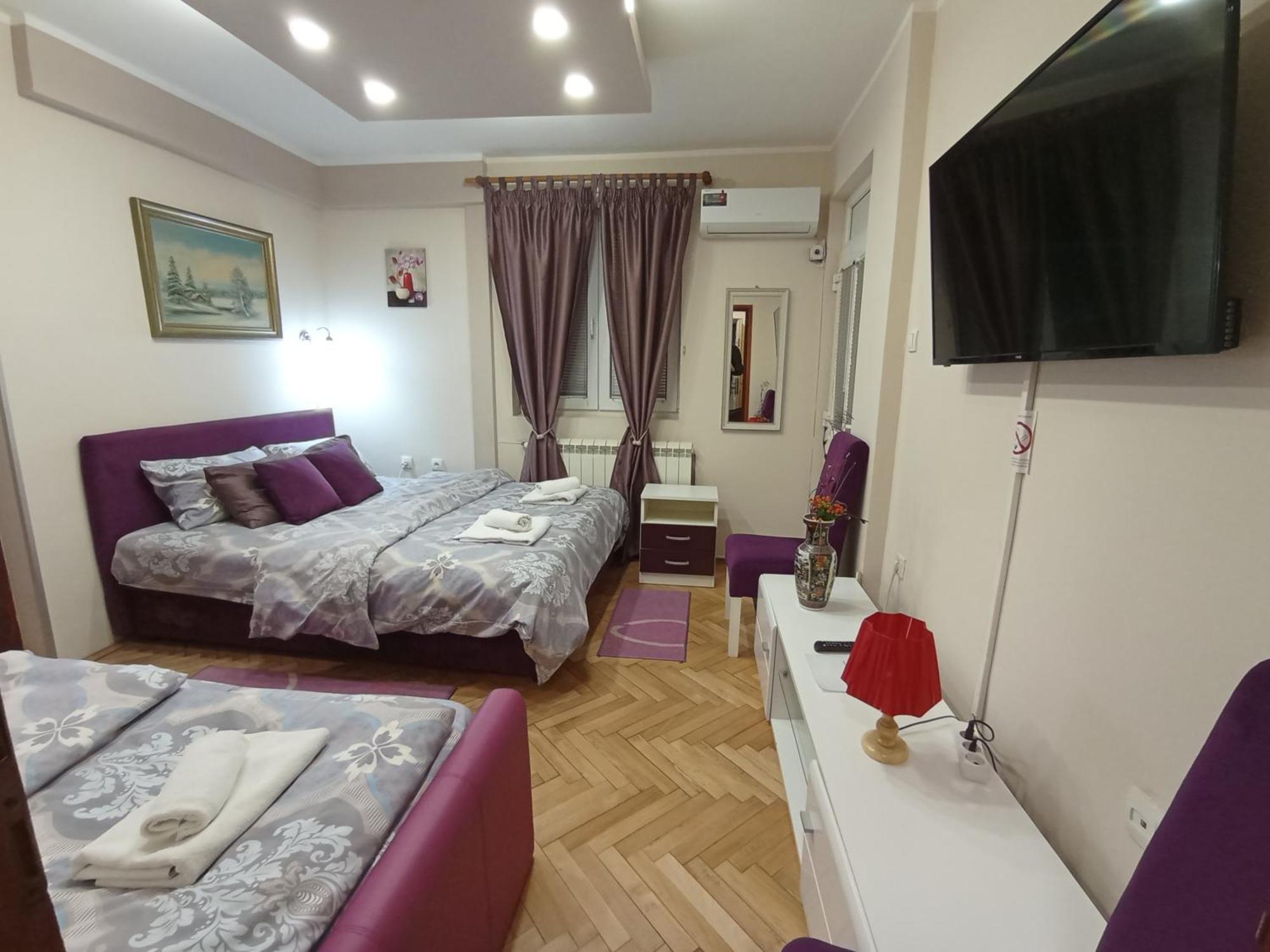 Apartments & Rooms -Mdl Lazic ベオグラード エクステリア 写真