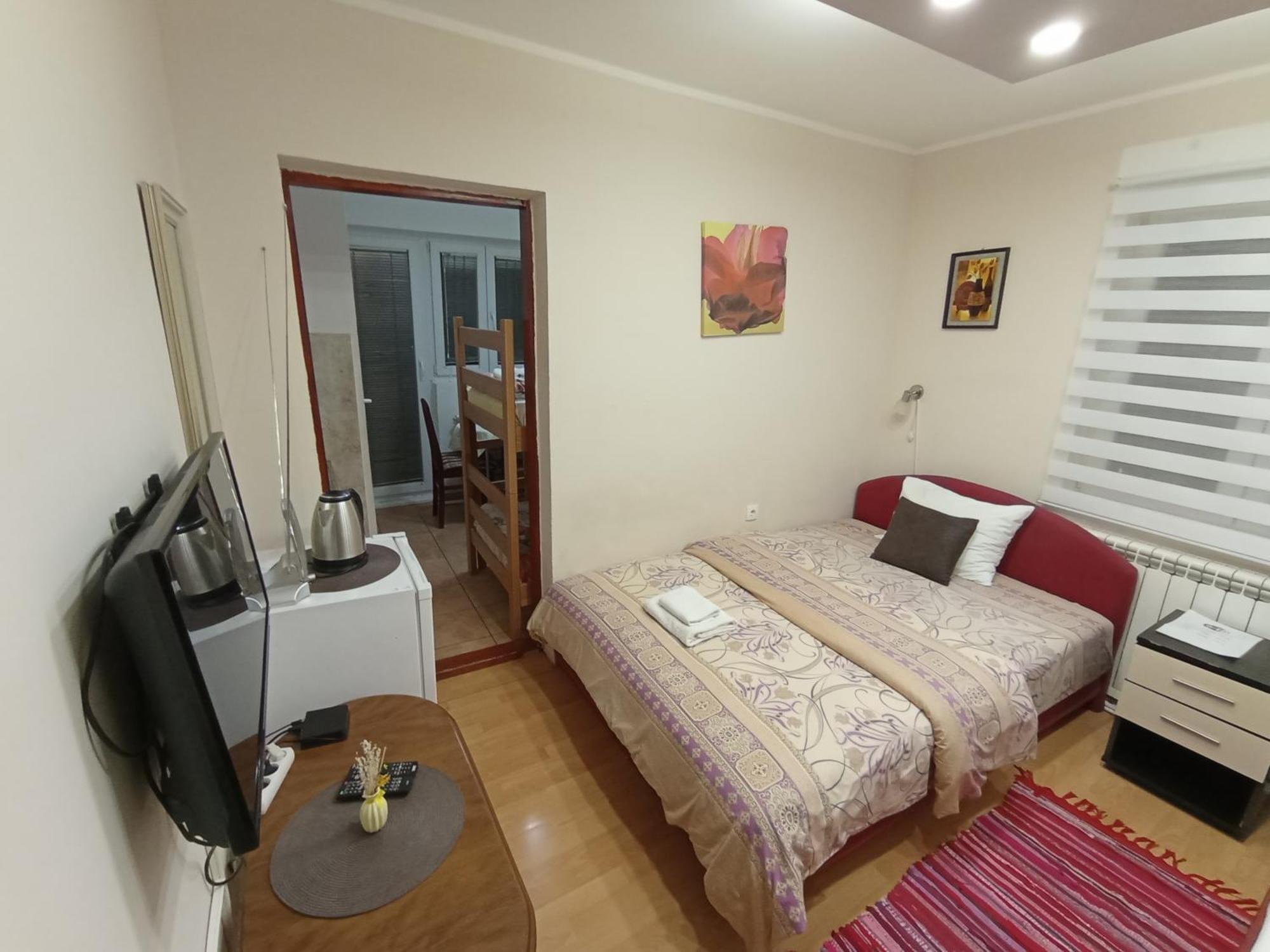 Apartments & Rooms -Mdl Lazic ベオグラード エクステリア 写真