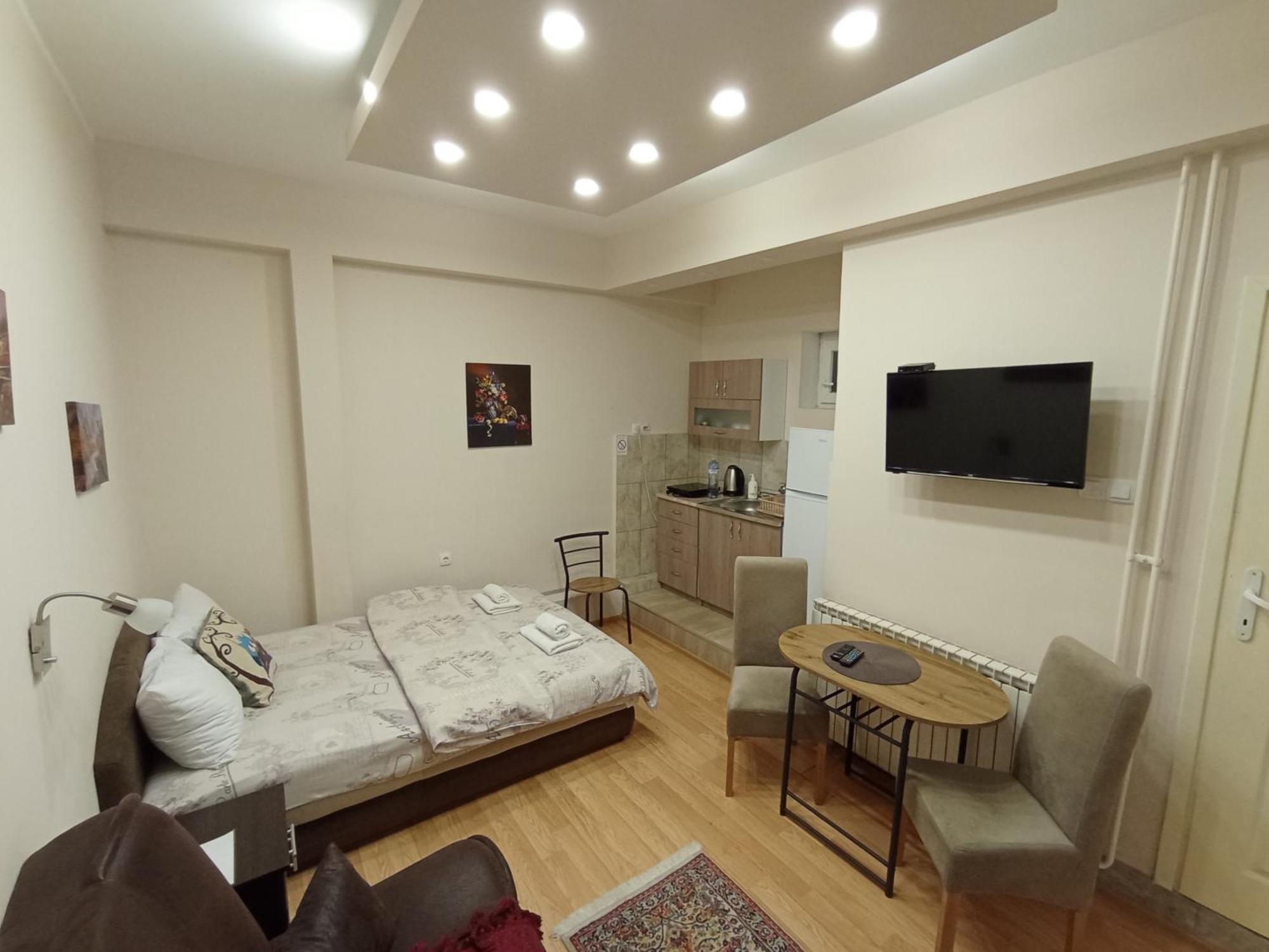 Apartments & Rooms -Mdl Lazic ベオグラード エクステリア 写真