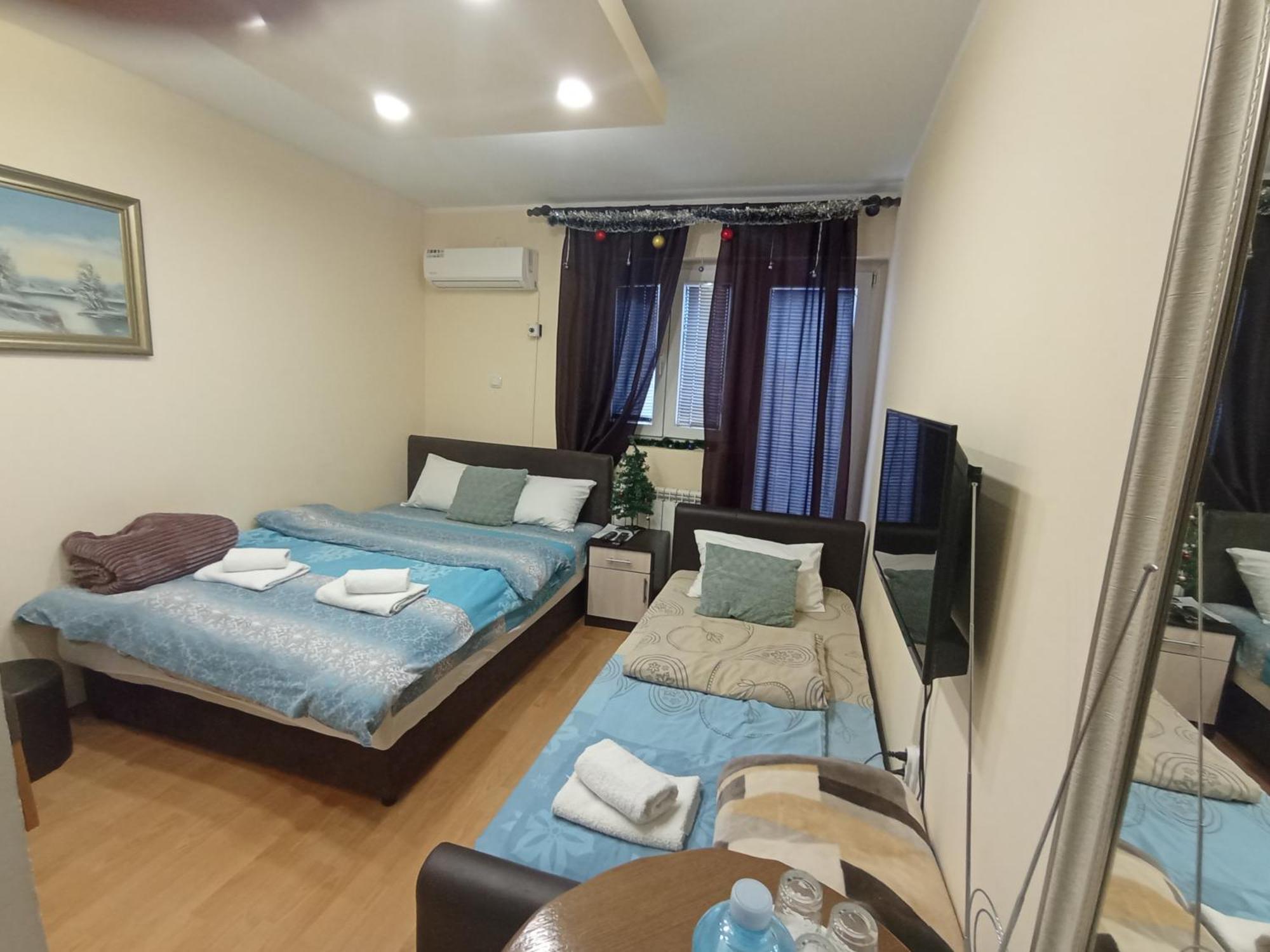 Apartments & Rooms -Mdl Lazic ベオグラード エクステリア 写真