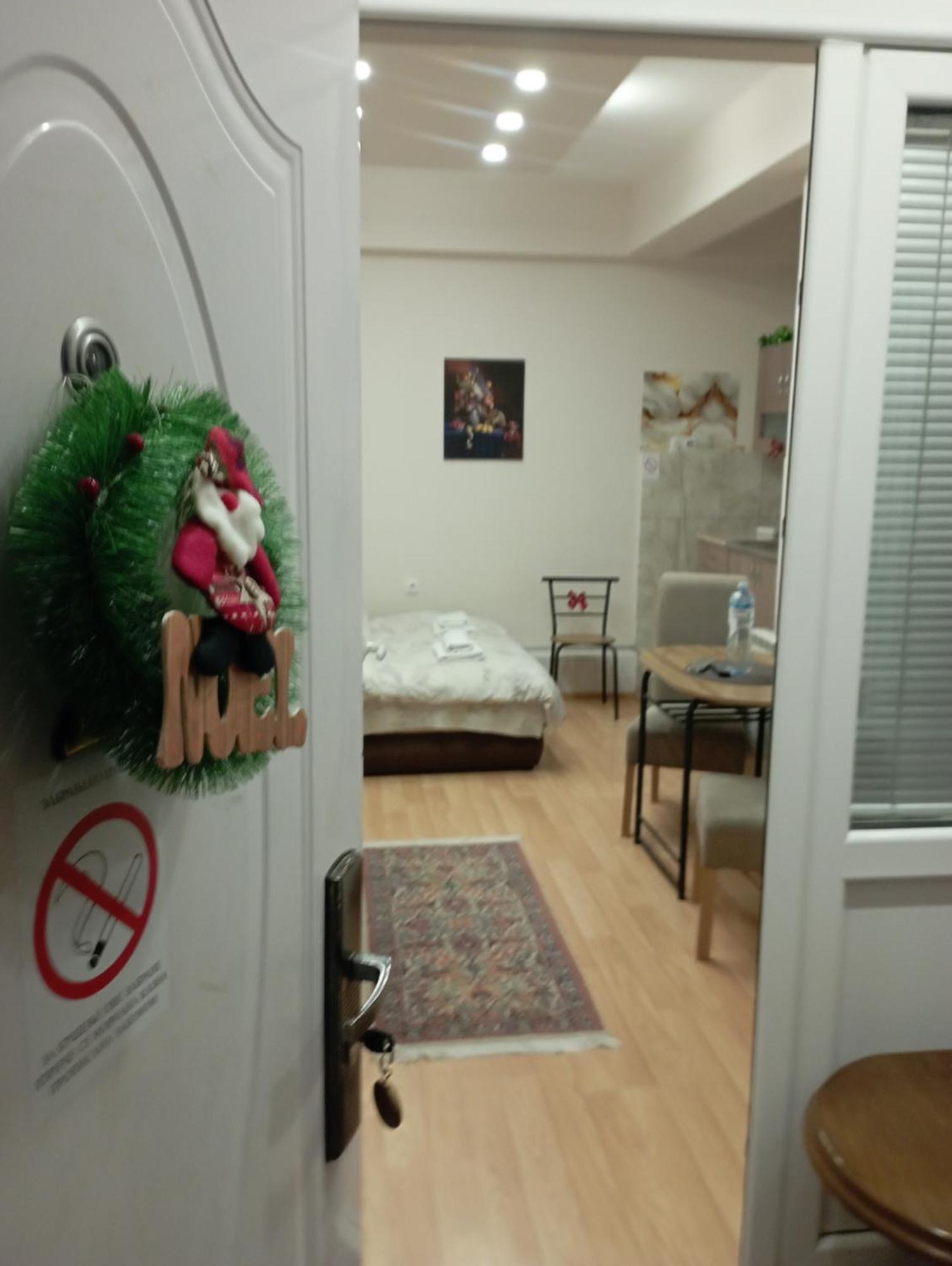Apartments & Rooms -Mdl Lazic ベオグラード エクステリア 写真